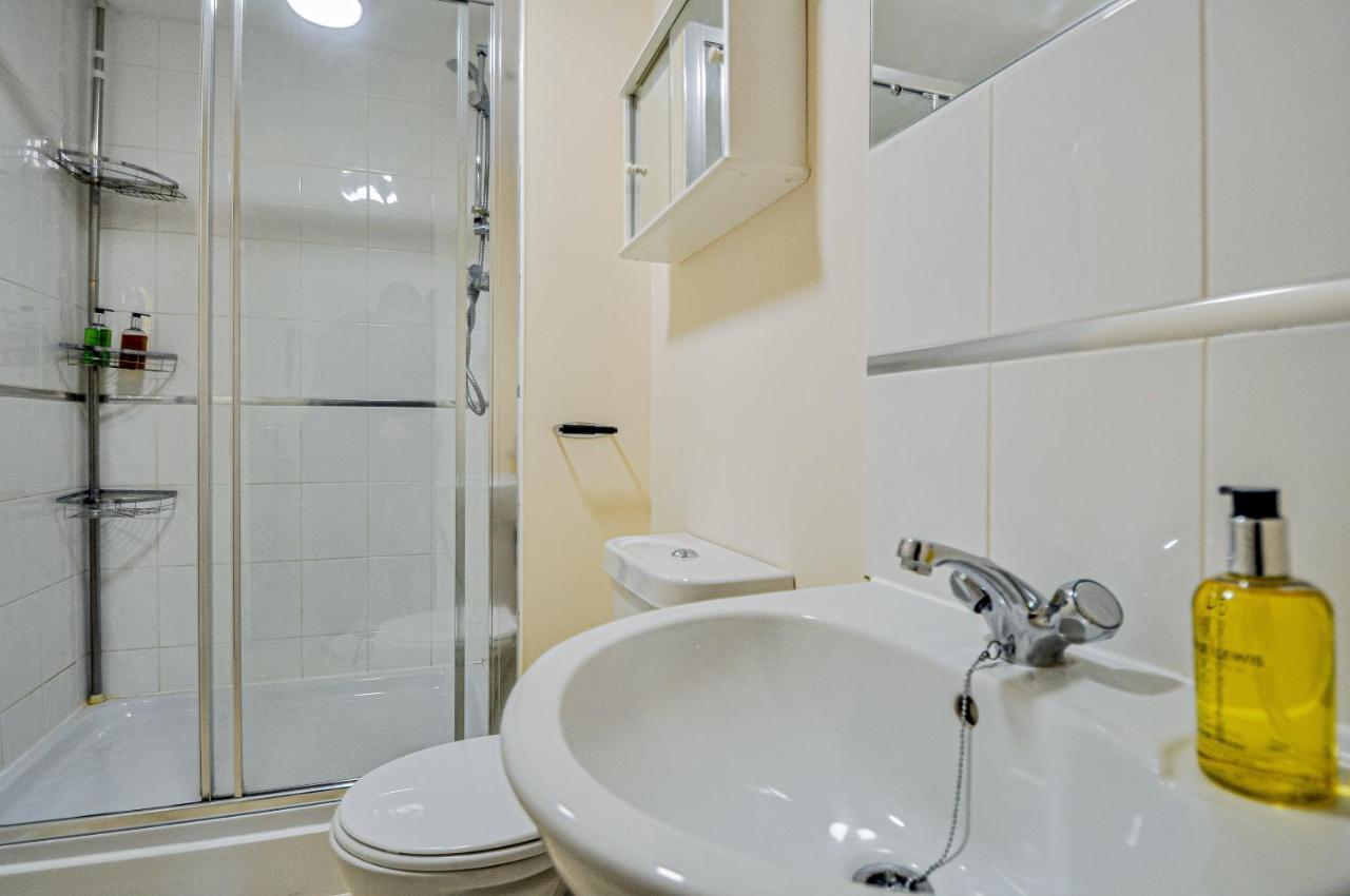 Kings Quarter - Four Bed Apartment - #0202 Maidenhead Eksteriør billede