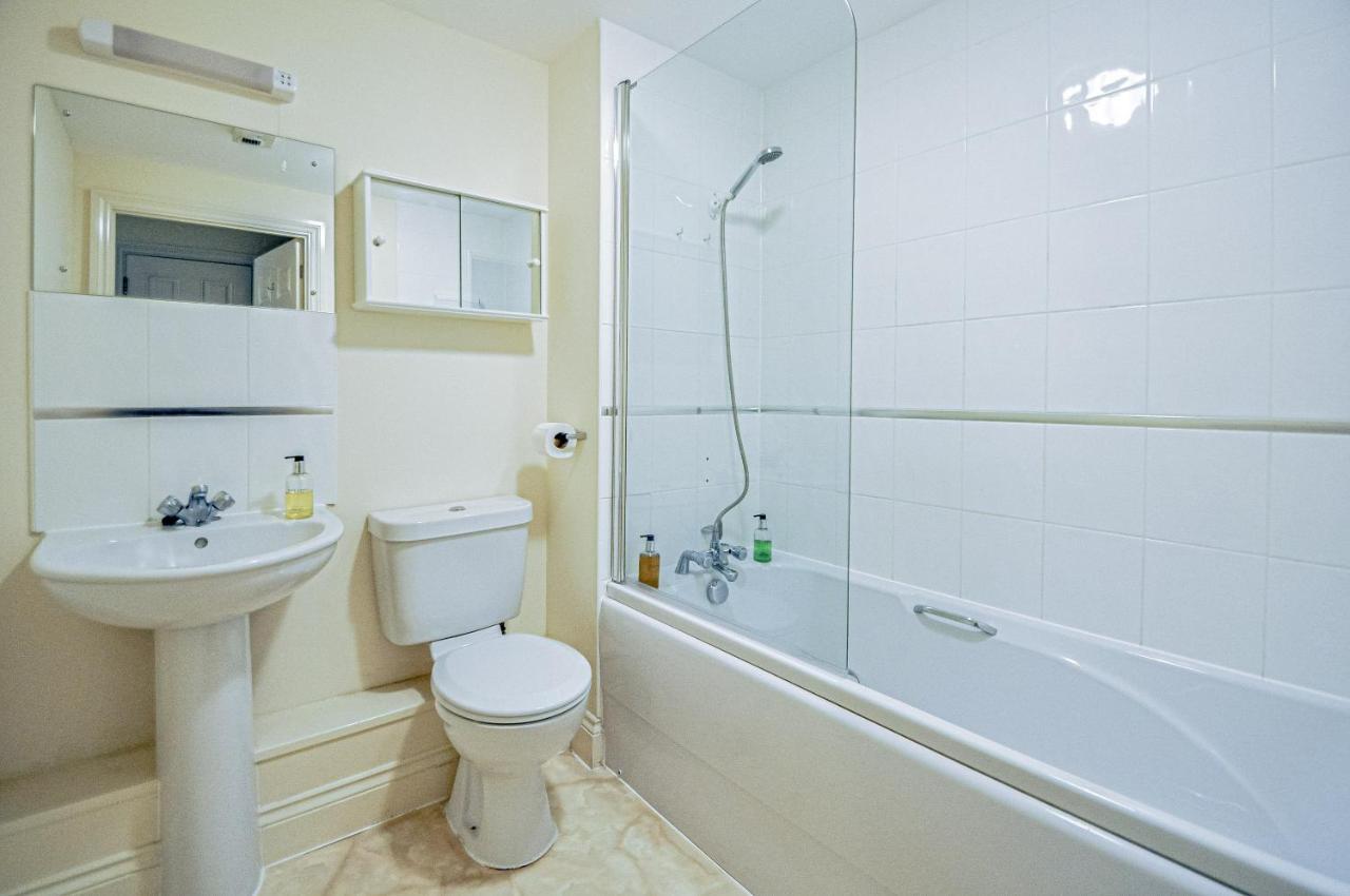 Kings Quarter - Four Bed Apartment - #0202 Maidenhead Eksteriør billede