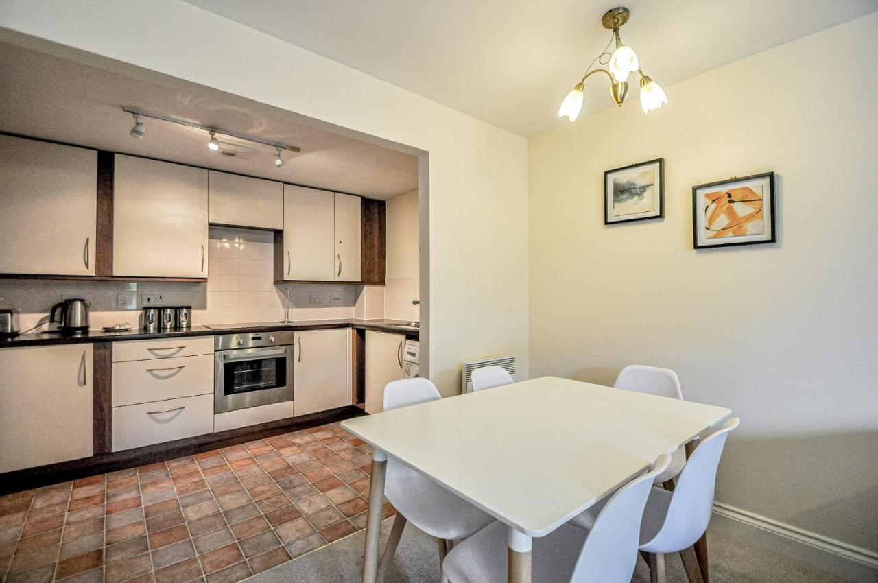 Kings Quarter - Four Bed Apartment - #0202 Maidenhead Eksteriør billede