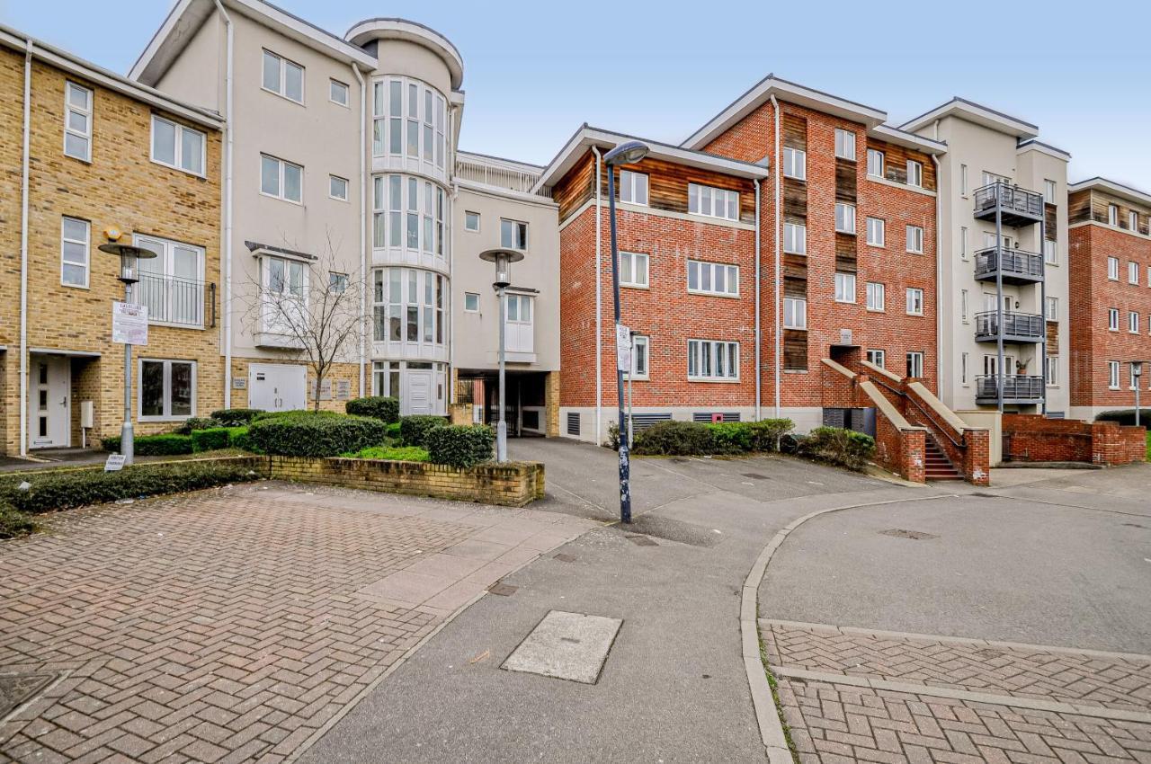 Kings Quarter - Four Bed Apartment - #0202 Maidenhead Eksteriør billede